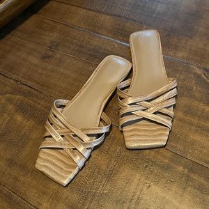 Marc Fisher nude leather Varro size 8.5 new slide strappy sandals flats